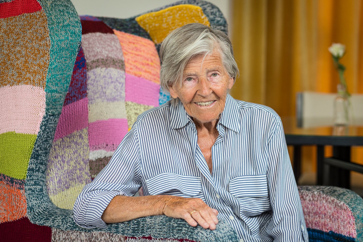 Vrouw in zetel